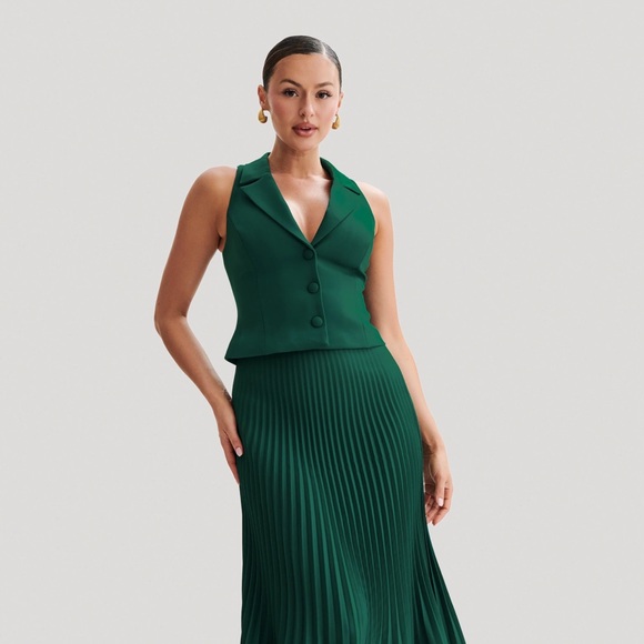 Meshki Twyla Pleated Suiting Maxi Skirt - Forest Green - Picture 2 of 3